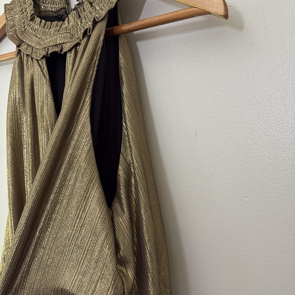 AQUA Metallic Lamé Mini Dress Sleeveless Smocked Ruffle Size Small - Picture 5 of 14